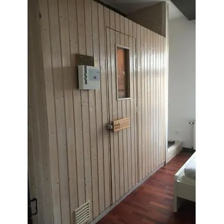 度假居 In *